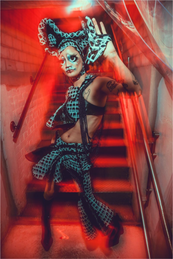 Main image Gridlock on the Stairs